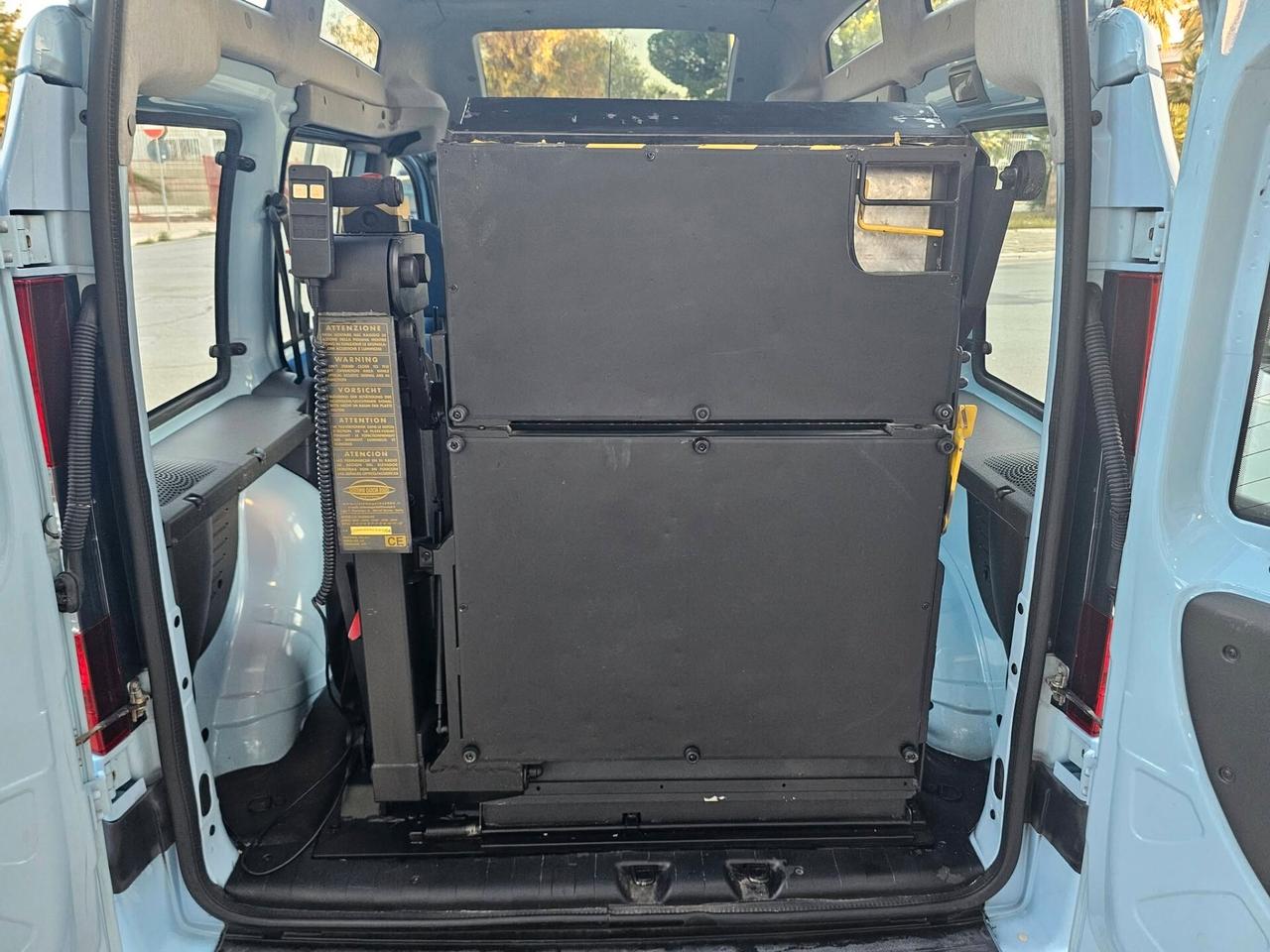 FIAT DOBLO 1.6 103CV GPL VETTURA TRAS. DISABILI