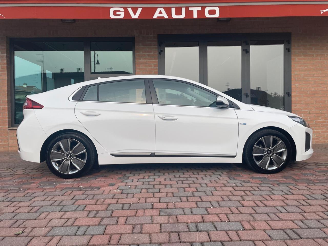 Hyundai Ioniq 1.6 Hybrid DCT Style