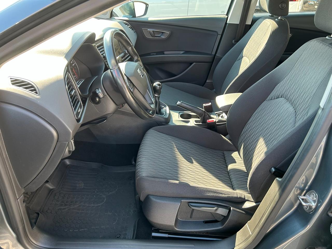 SEAT LEON 1.6 TDI 110CV EURO 6B - OK NEOPATENTATI