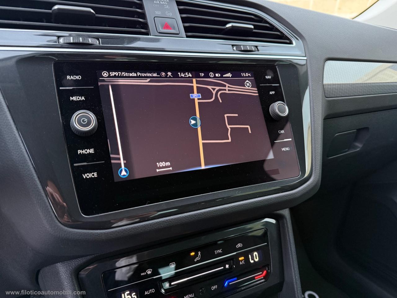 VOLKSWAGEN Tiguan 2.0 TDI 150CV SCR DSG Life TELECAMERA - FARI LED -FULL