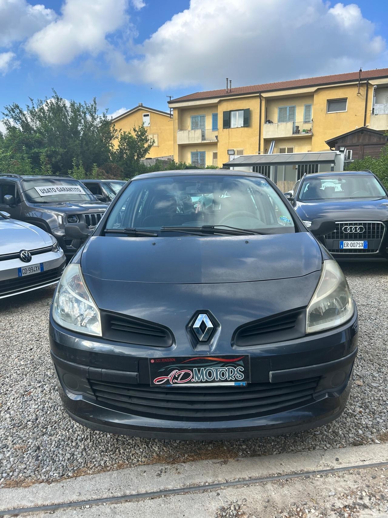 Renault Clio 1.2 16V 5 porte Le Iene