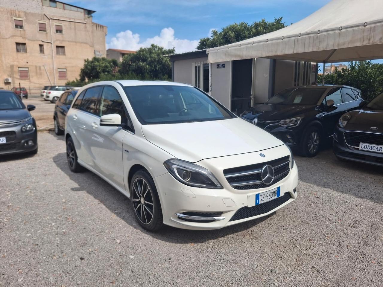 Mercedes-benz B 180 CDI BlueEFFICIENCY Premium