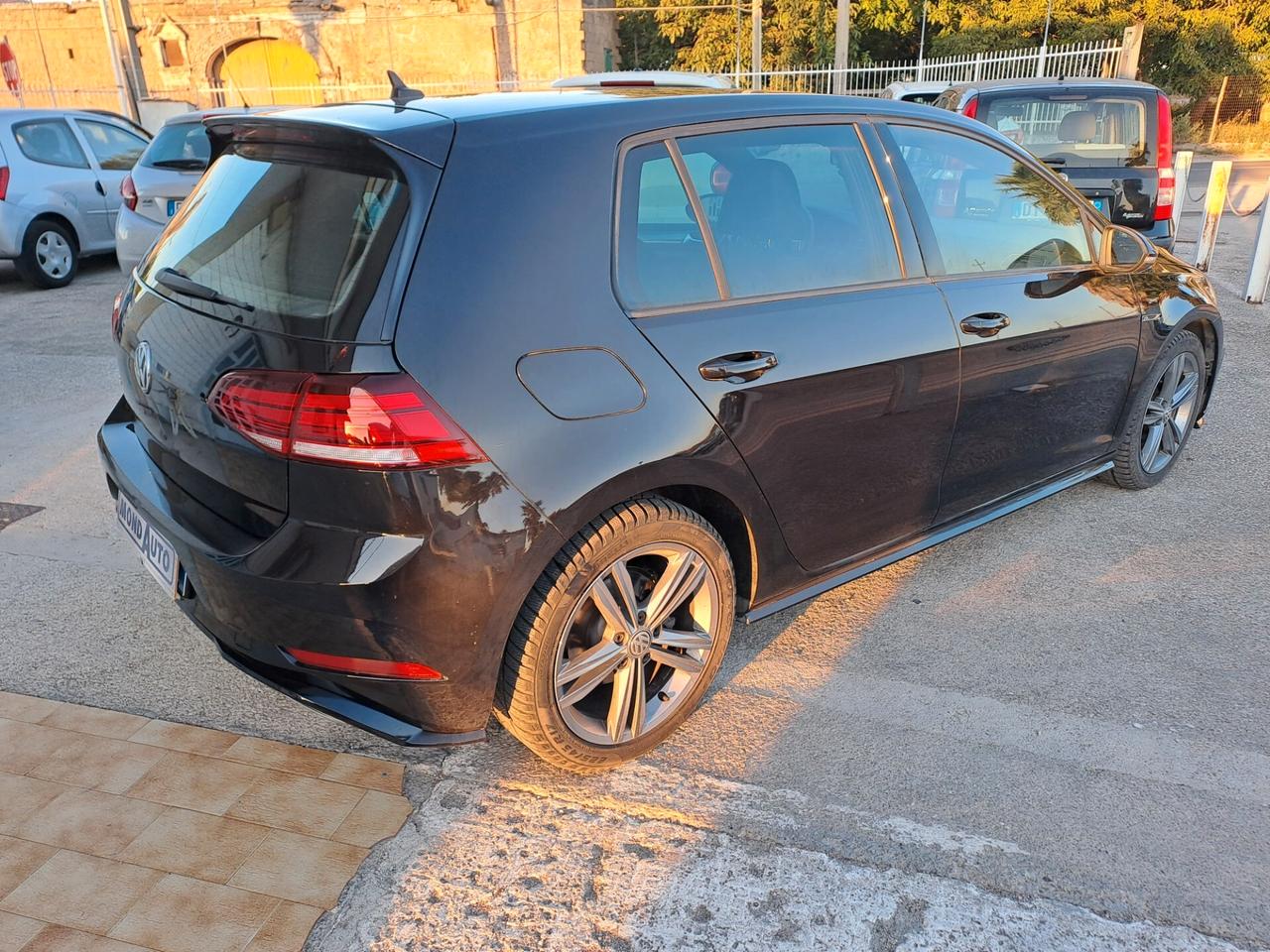 Volkswagen Golf 7.5 2.0 TDI R LINE 150 CV 2020 29MILA KM