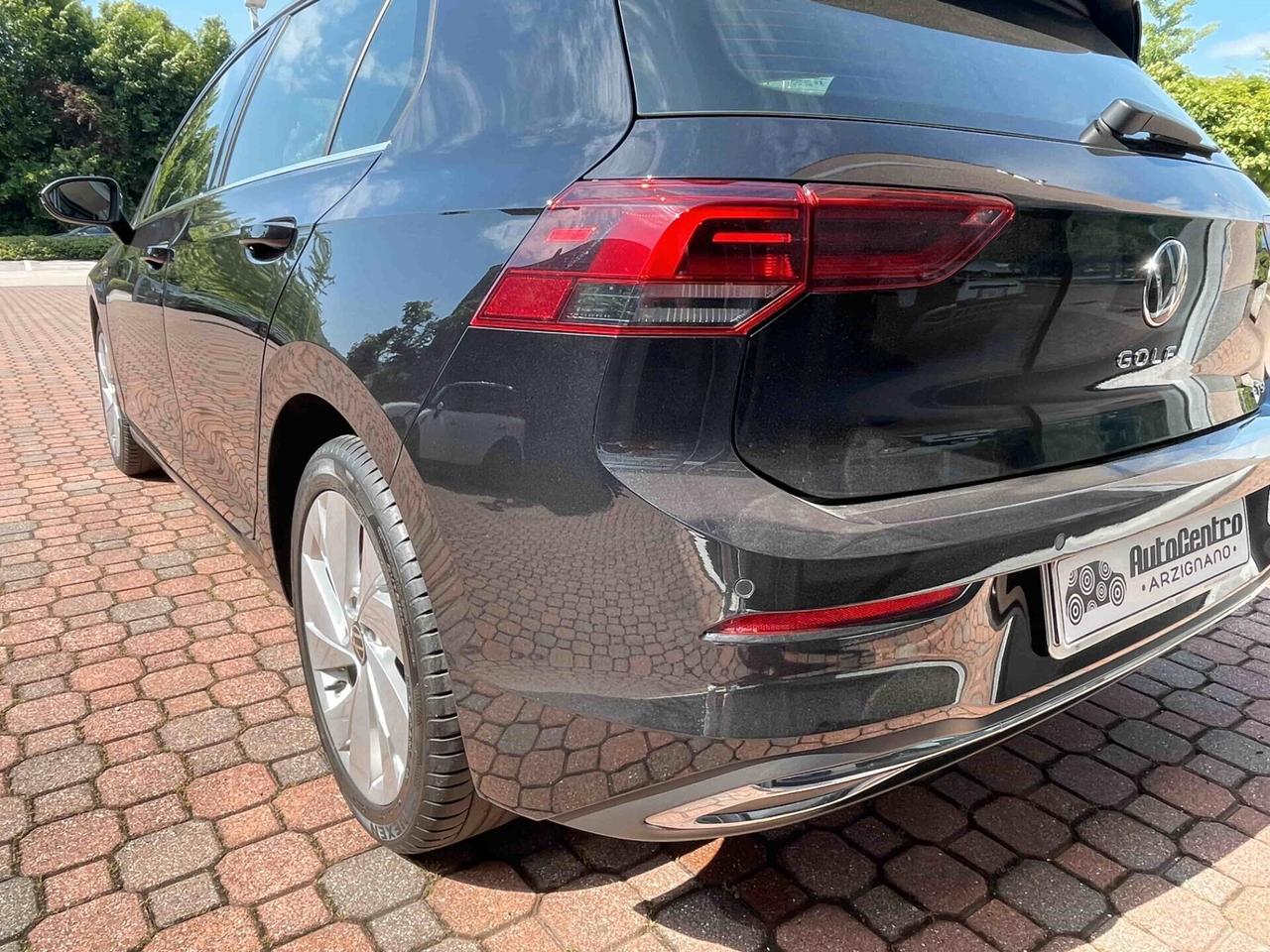 Volkswagen Golf 1.5 eTSI 130 CV EVO ACT DSG Style NEOPATENTATI