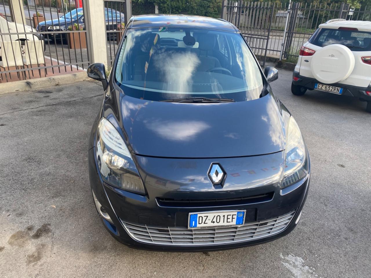 Renault Gran Scénic 1.9 dCi 130CV EleGO