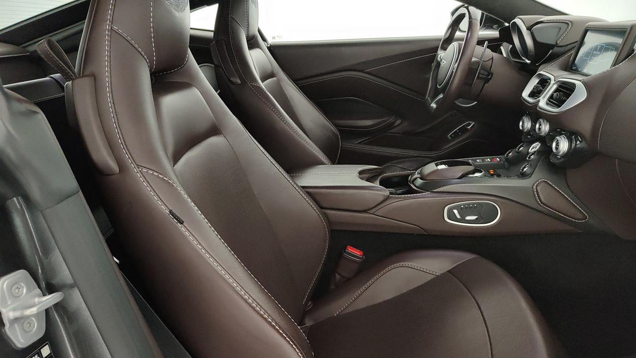 ASTON MARTIN Vantage Coupe 4.0 V8