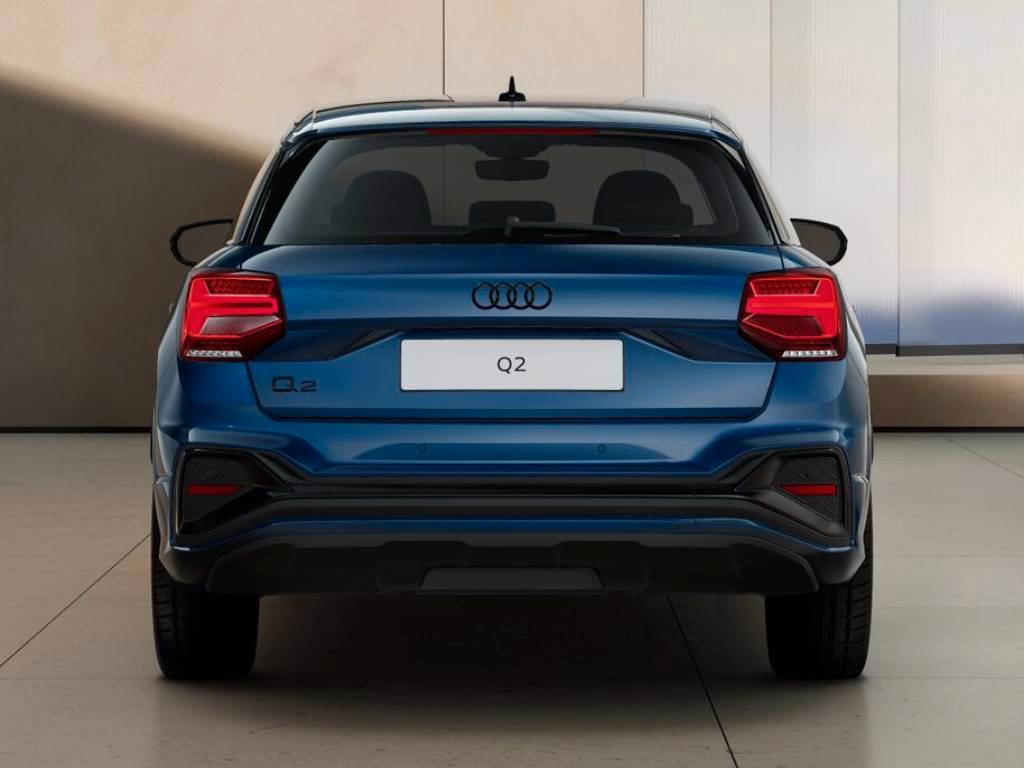 AUDI Q2 35 2.0 tdi identity black s-tronic del 2026