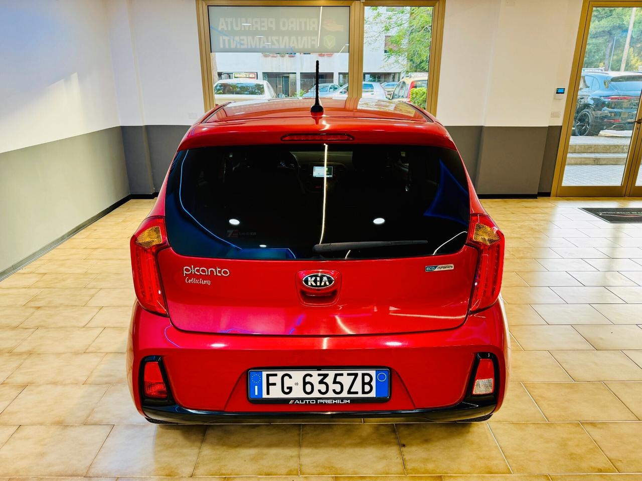 Kia Picanto 1.0 5p. NAVI / R-Camera / Touch