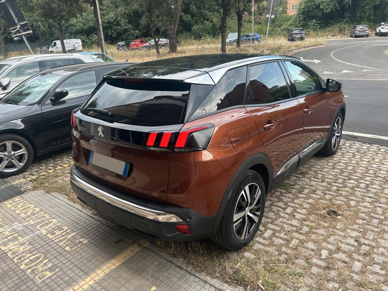Peugeot 3008 BlueHDi 120 S&S EAT6 Allure full optional Camera, Keyless go, Led, Navi, palette al volante