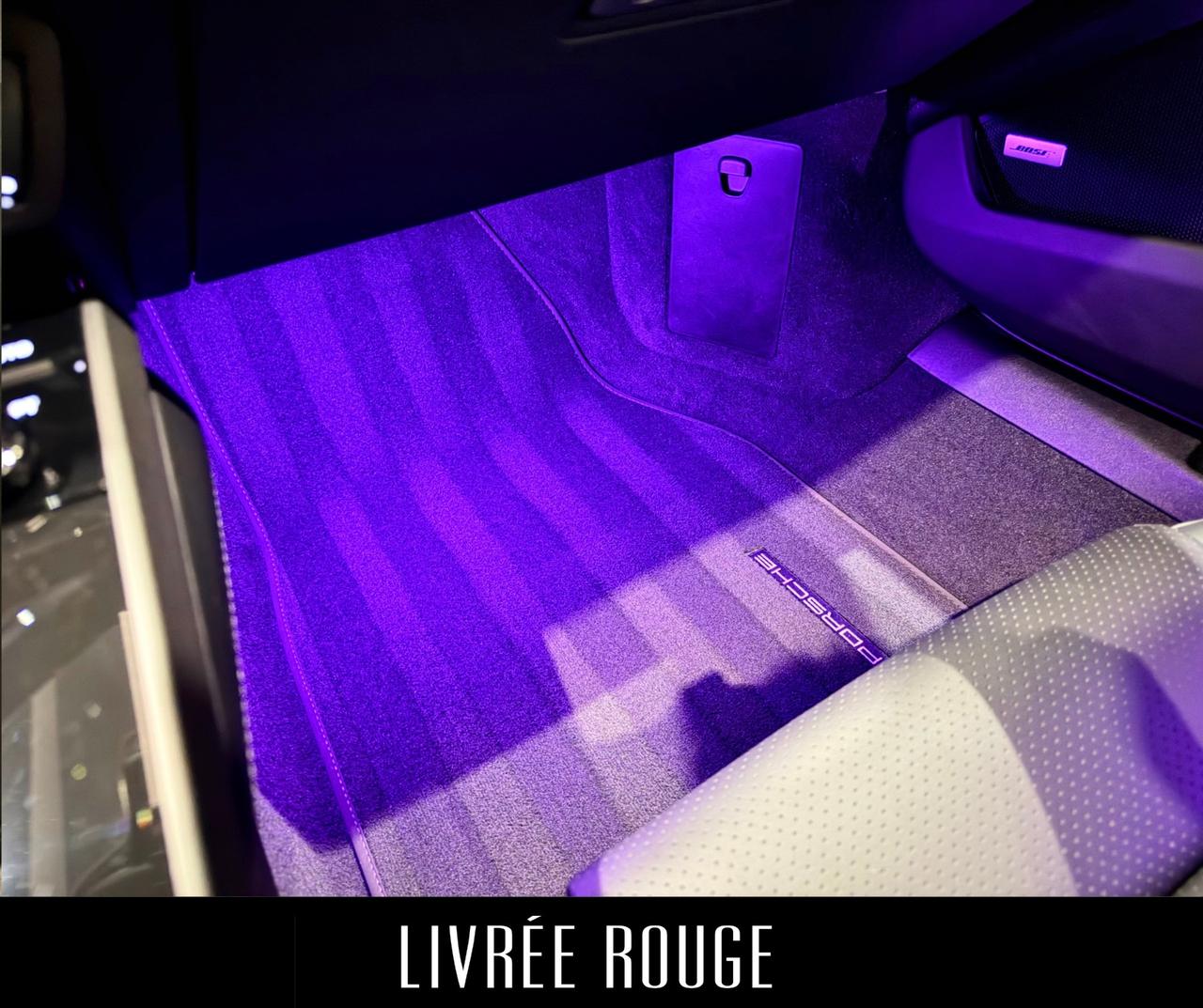 Porsche 911 Carrera 992 . 2