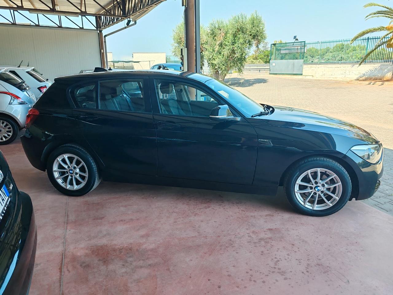 Bmw 116 116d 5p. Business