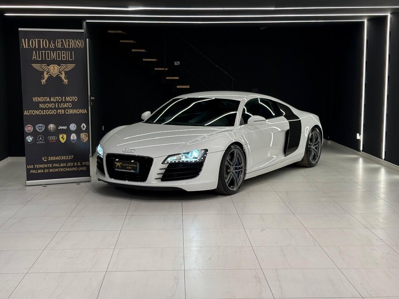 Audi R8 4.2 V8 FSI quattro R tronic