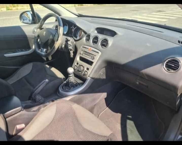 Peugeot 308 1.6 HDi 110CV SW Ciel Féline