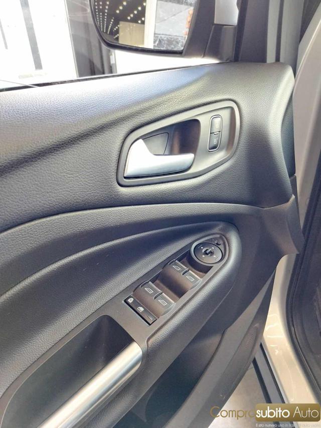 FORD Kuga 1.5 TDCI 120 CV S&S 2WD Powershift ST-Line