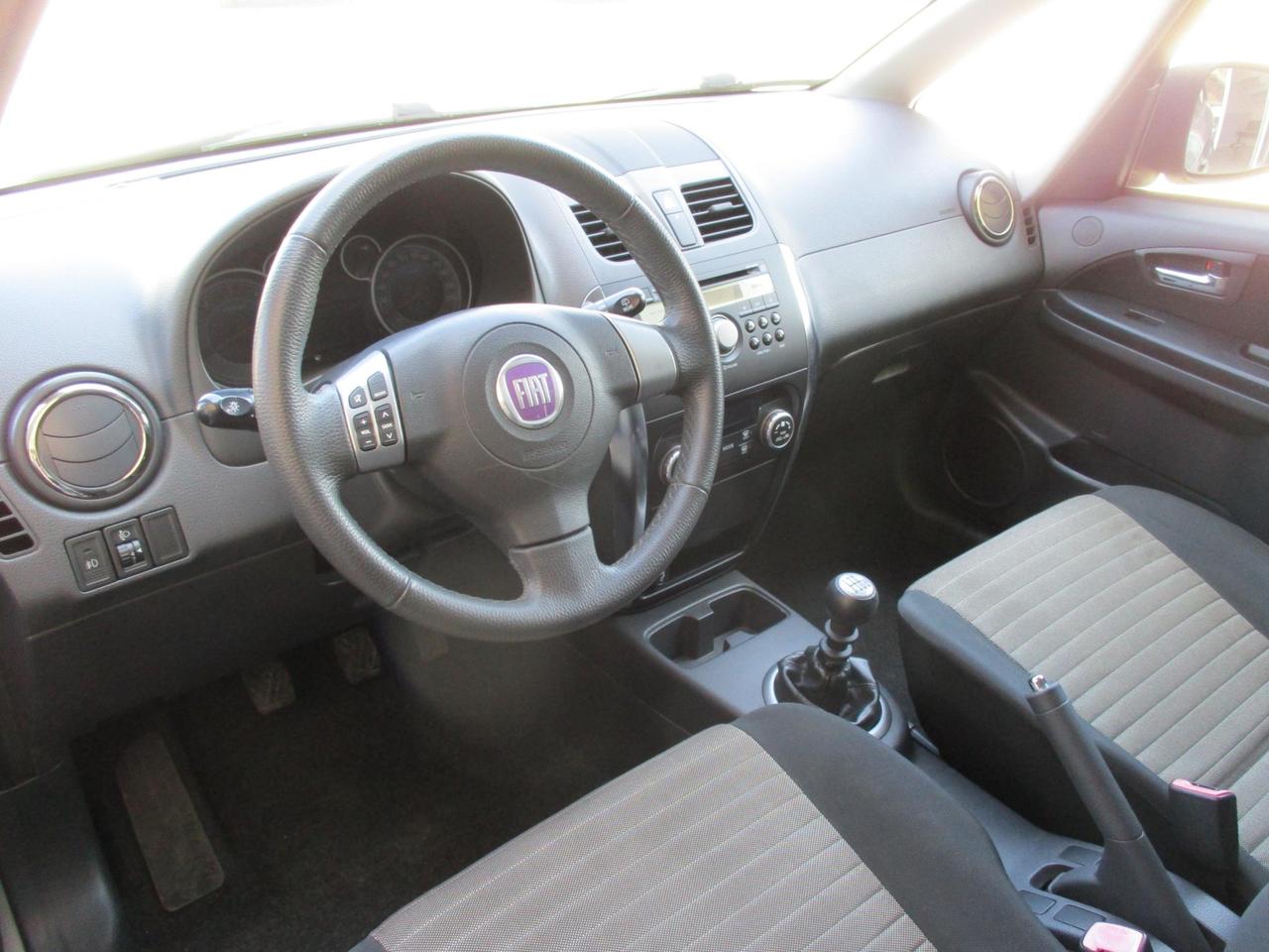 FIAT Sedici 2.0 MJT 16V 4x2 Emotion
