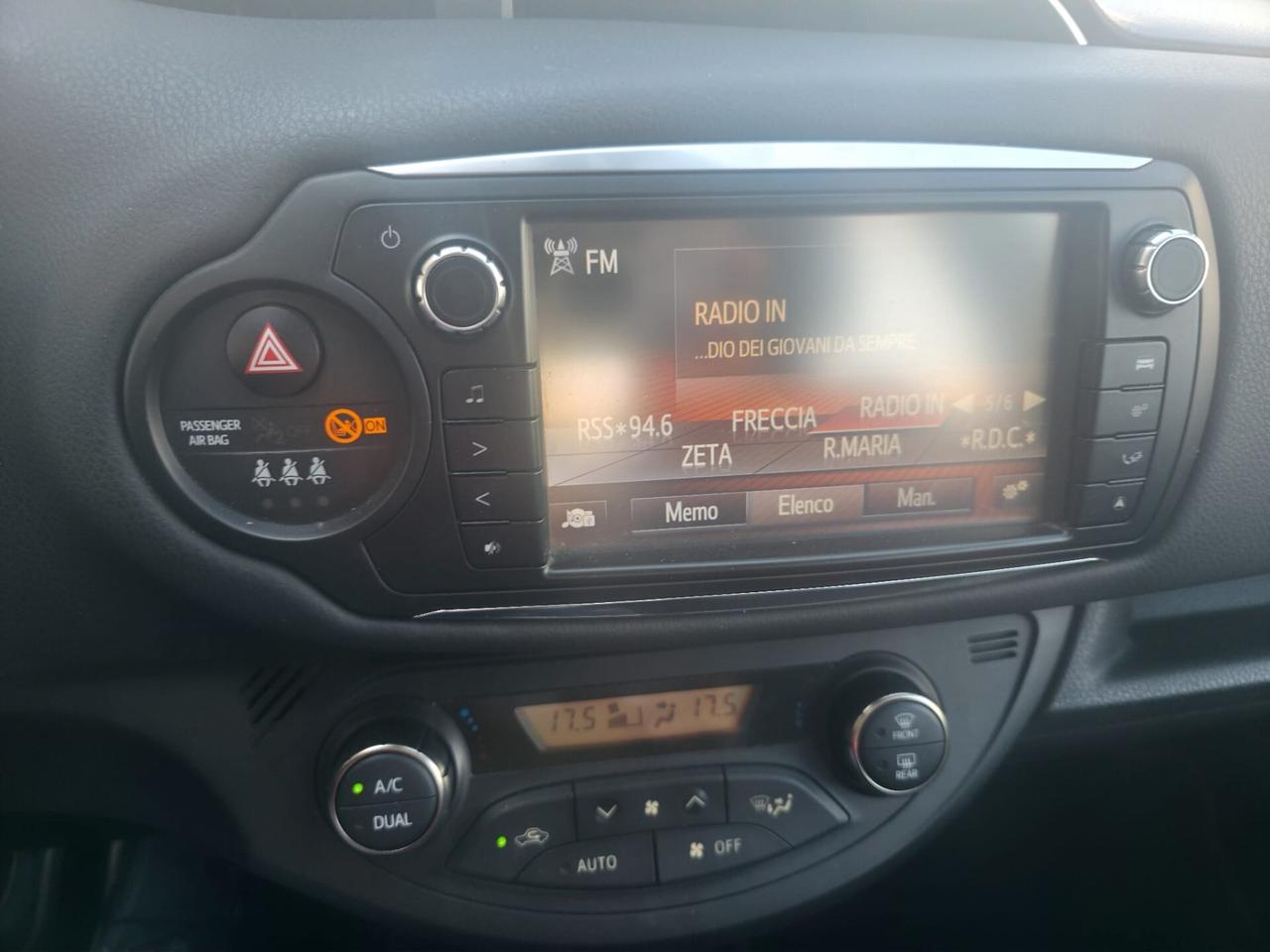 Toyota Yaris 1.0 5 porte Lounge