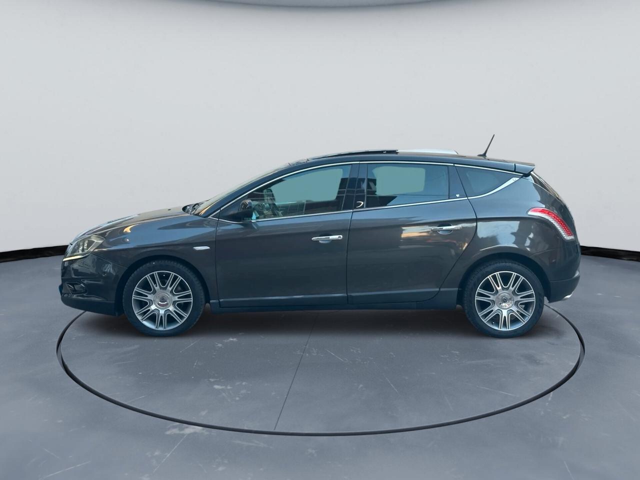 Lancia Delta 2.0 MJT DPF Argento