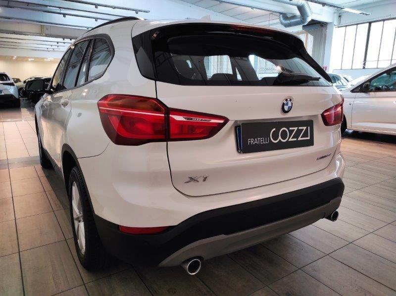 BMW X1 (F48) sDrive18d Business