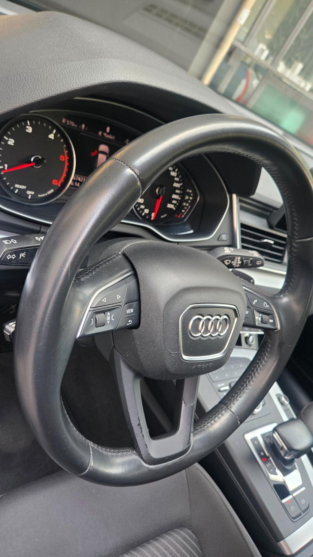 Audi Q5 35 TDI quattro S tronic Business