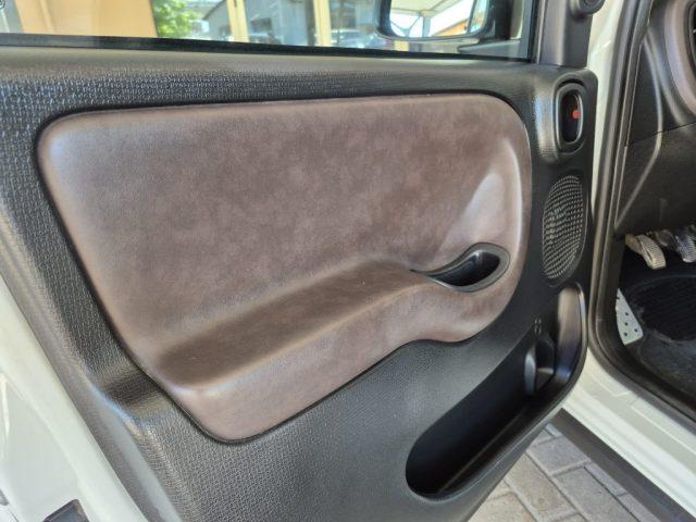 FIAT Panda Cross 4x4 GANCIO TRAINO