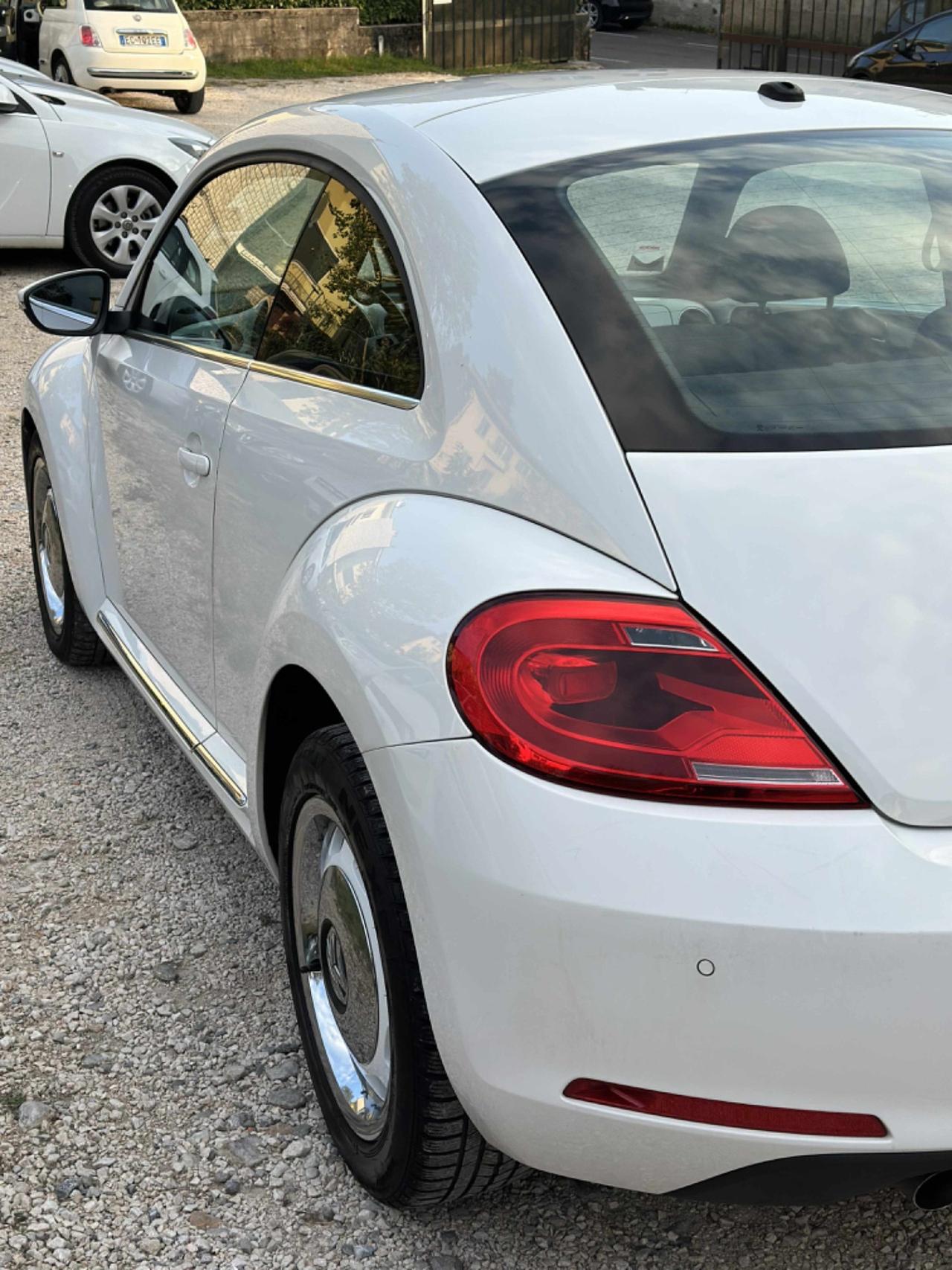 Volkswagen MAGGIOLINO BEETLE 1.6 TDI VINTAGE KMCERT