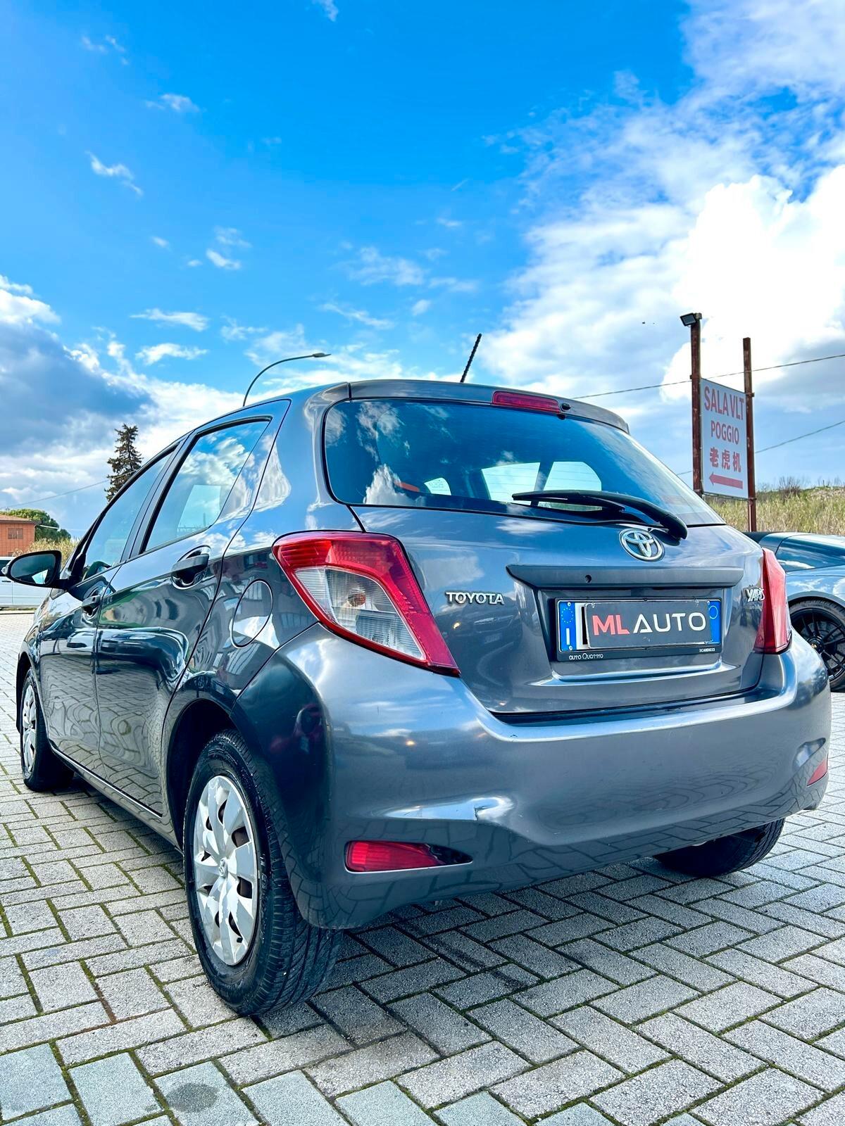 Toyota Yaris 1.0 5 porte Lounge - ok neopatentato