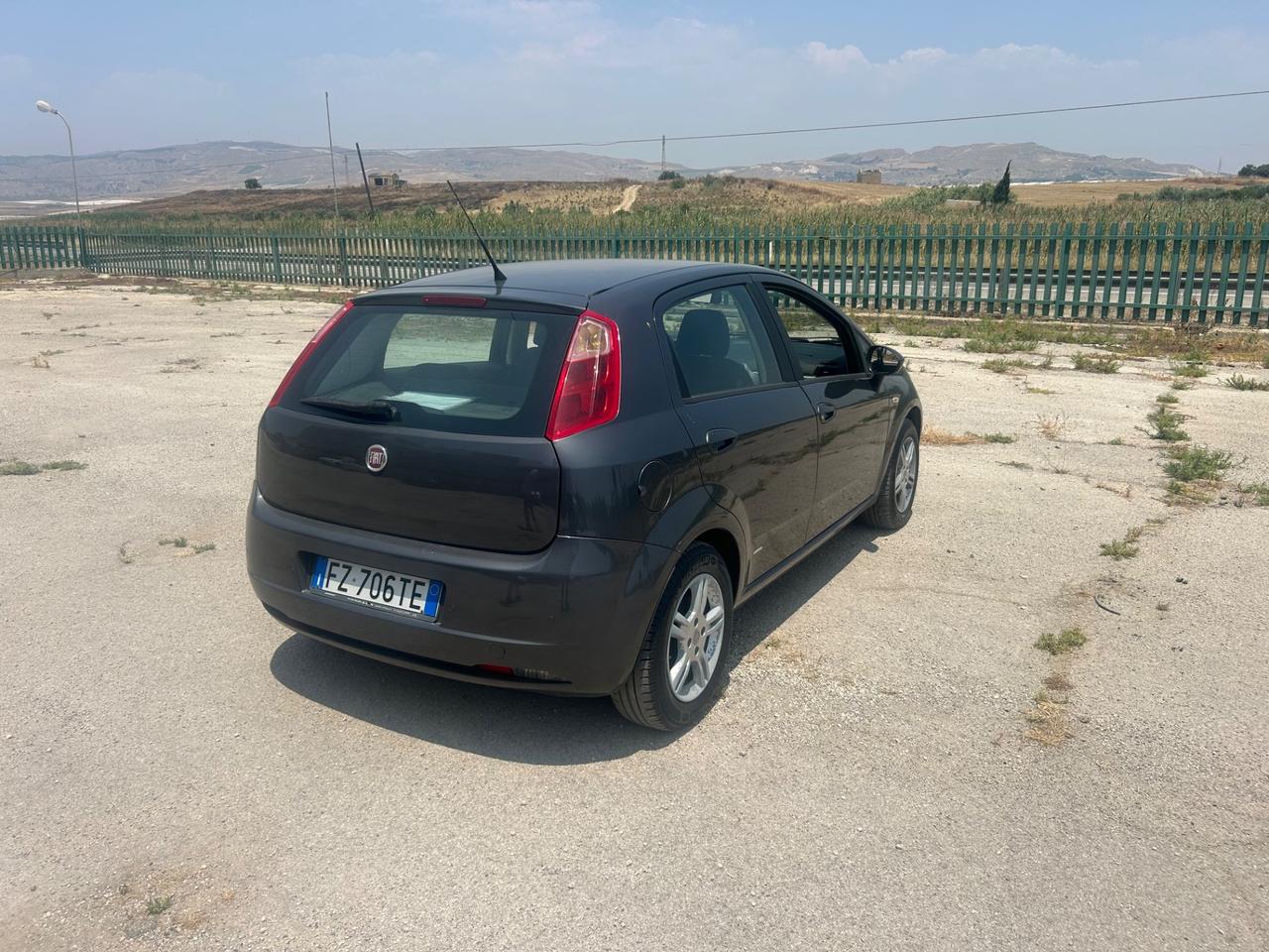 Fiat Grande Punto Grande Punto 1.3 MJT 90 CV 5 porte Dynamic
