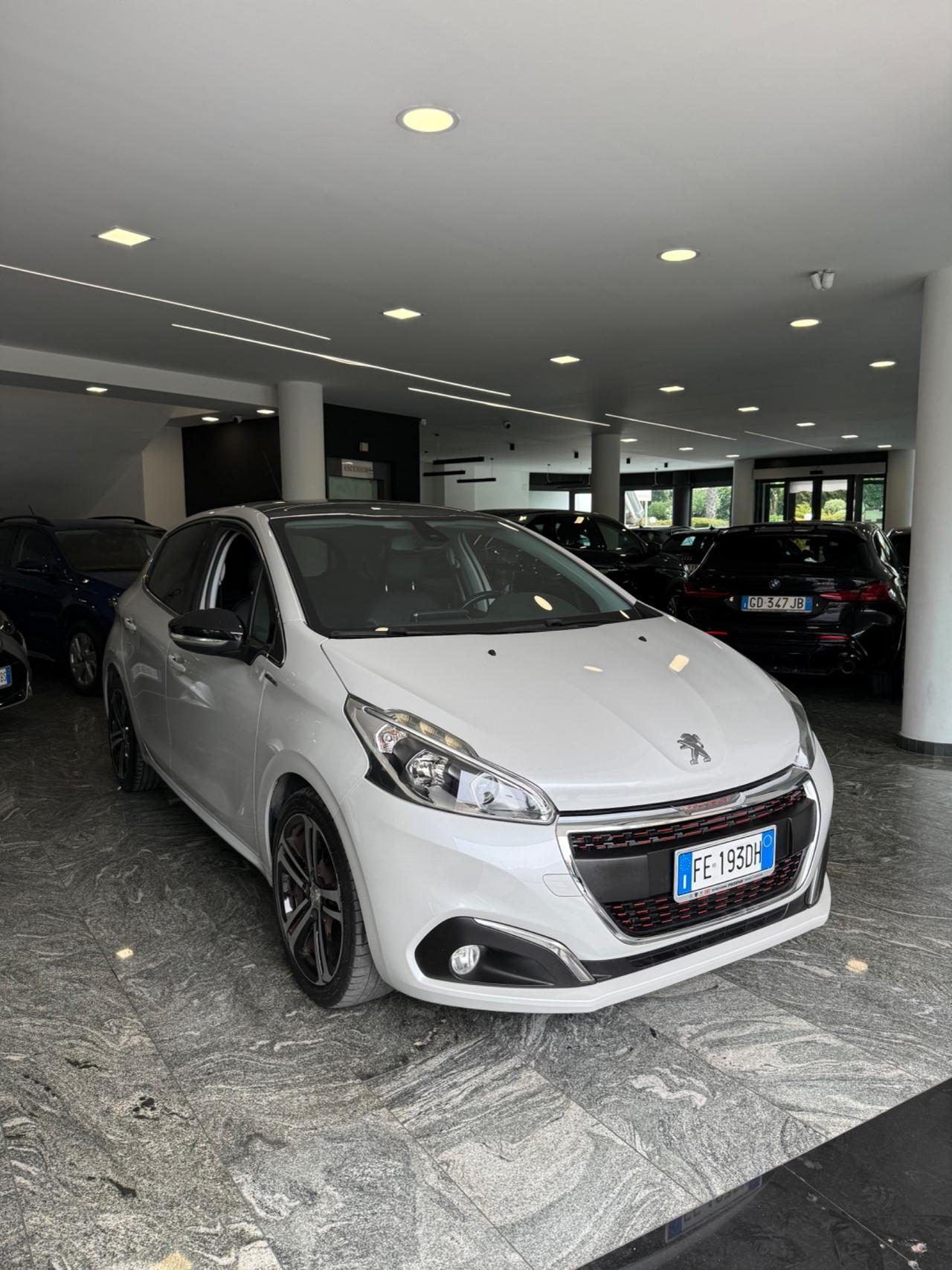 Peugeot 208 BlueHDi 100 5 porte GT Line