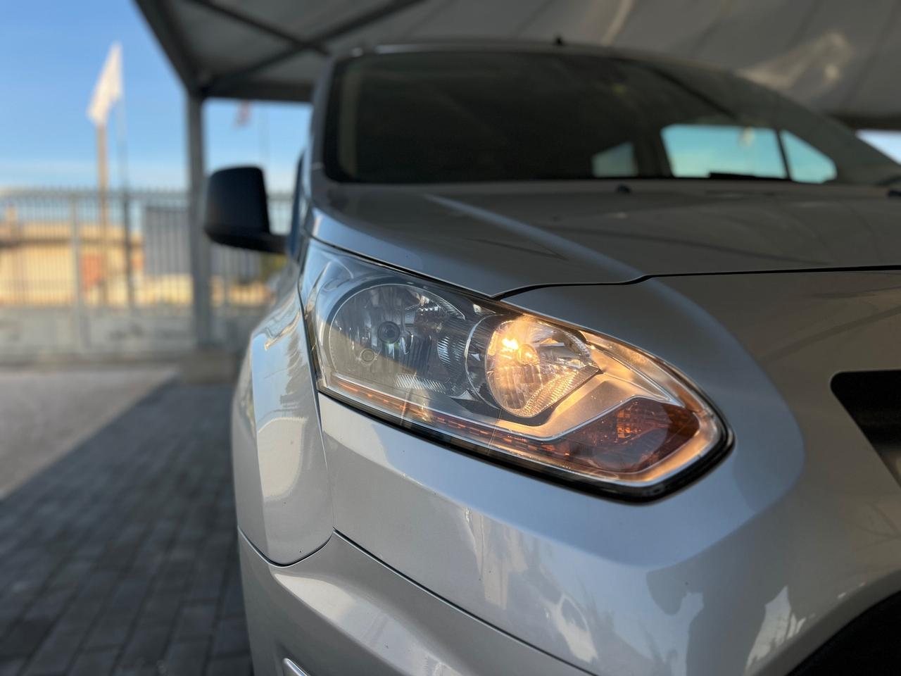 Ford Tourneo Connect 1.6 TDCi 115 CV 7 Posti