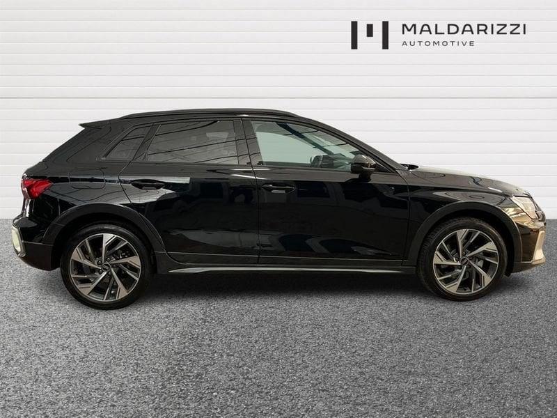 Audi A3 IV 2024 allstreet allstreet 2.0 tdi Business Advanced 150cv s-tronic