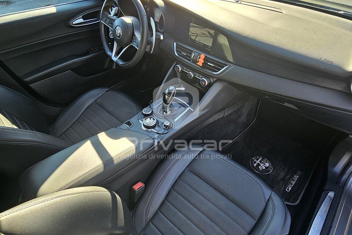 ALFA ROMEO Giulia 2.2 Turbodiesel 160 CV AT8 Business