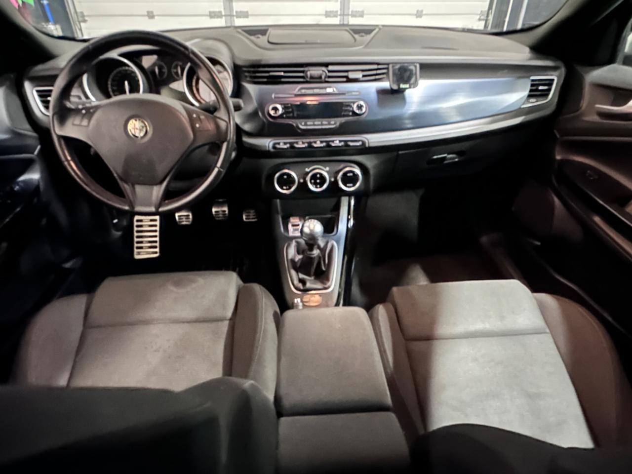 Alfa Romeo Giulietta 2.0 JTDm-2 140 CV Distinctive