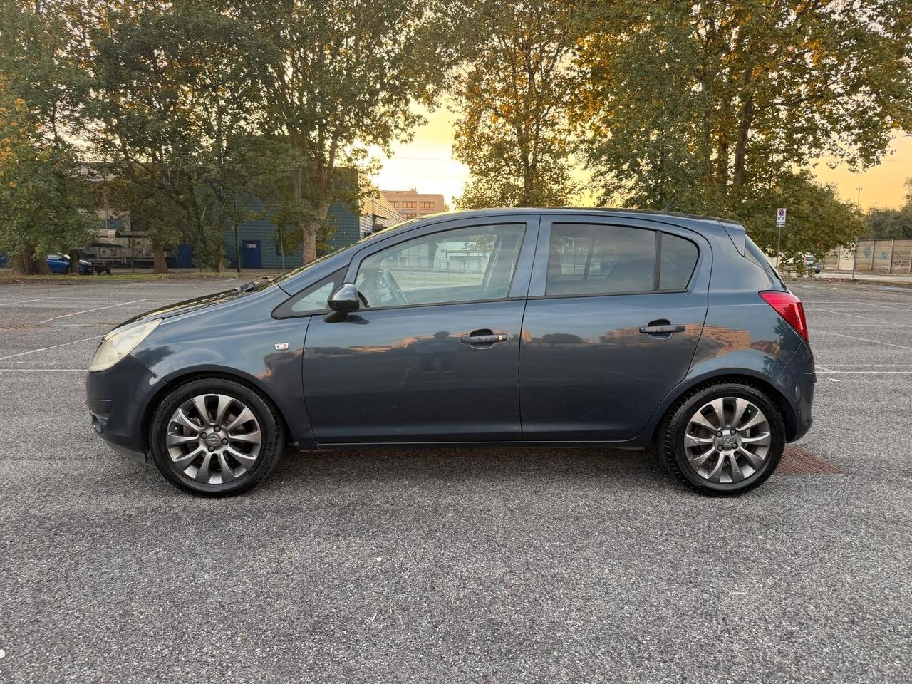 Opel Corsa 1.2 80CV 5 porte GPL-TECH Edition