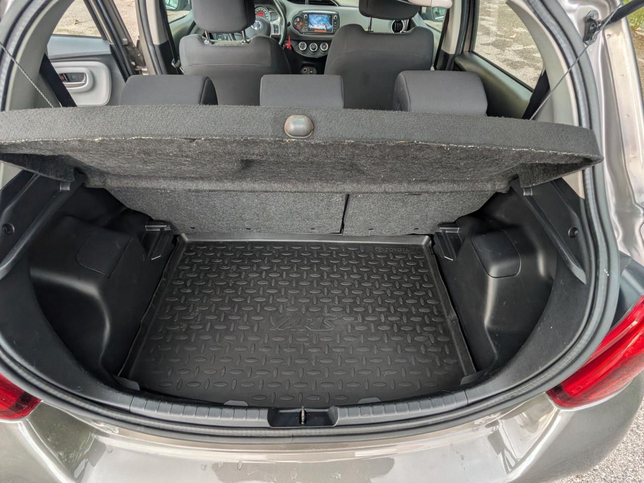 Toyota Yaris 1.0 5 porte Active