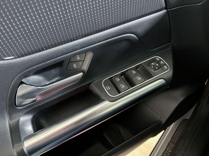 Mercedes-Benz GLA GLA 200 d Business Extra auto