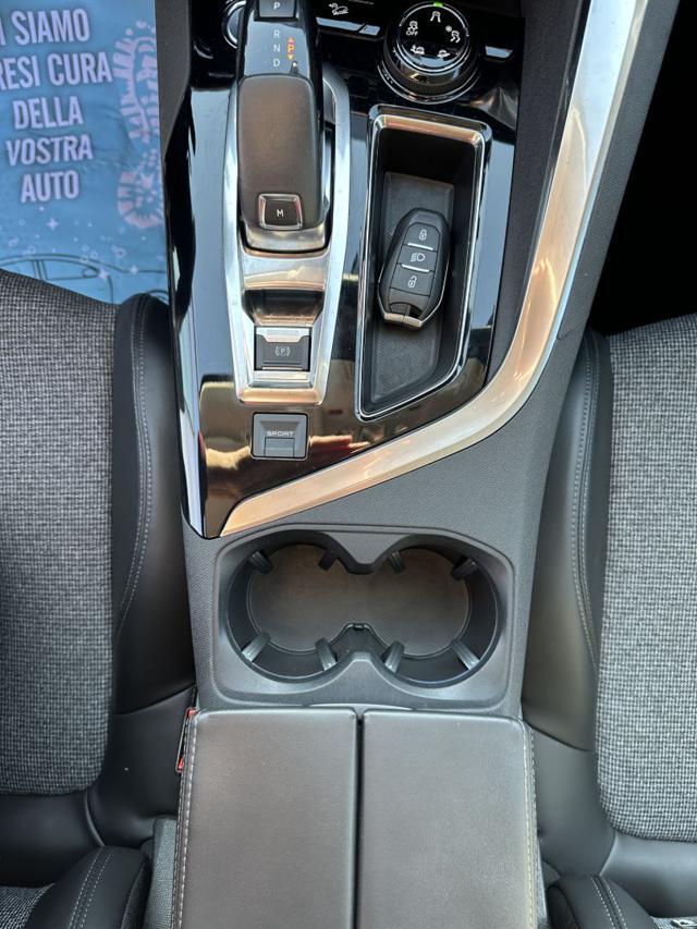 PEUGEOT 3008 BlueHDi 120 S&S EAT6 Allure