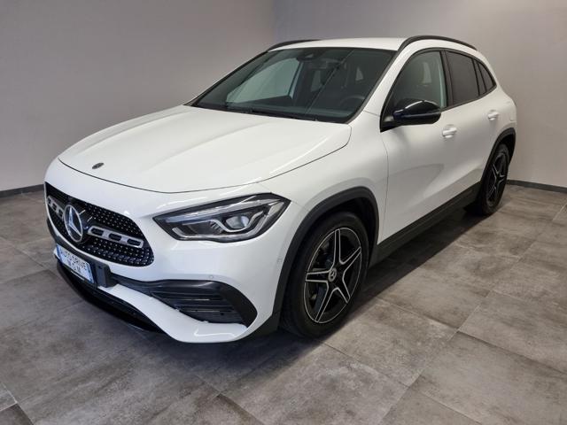 MERCEDES-BENZ GLA 200 d Automatic 4Matic Premium