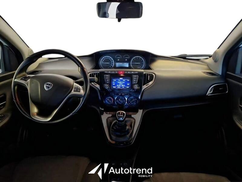 Lancia Ypsilon 1.0 FireFly 70 CV Hybrid Ecochic Gold S&S