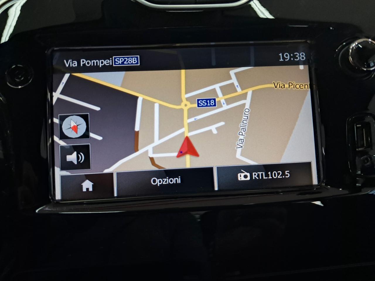 Renault Clio 1.2 75CV 5 porte Costume National