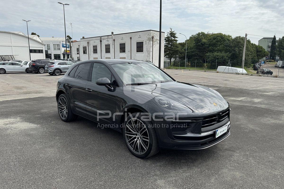PORSCHE Macan 2.0