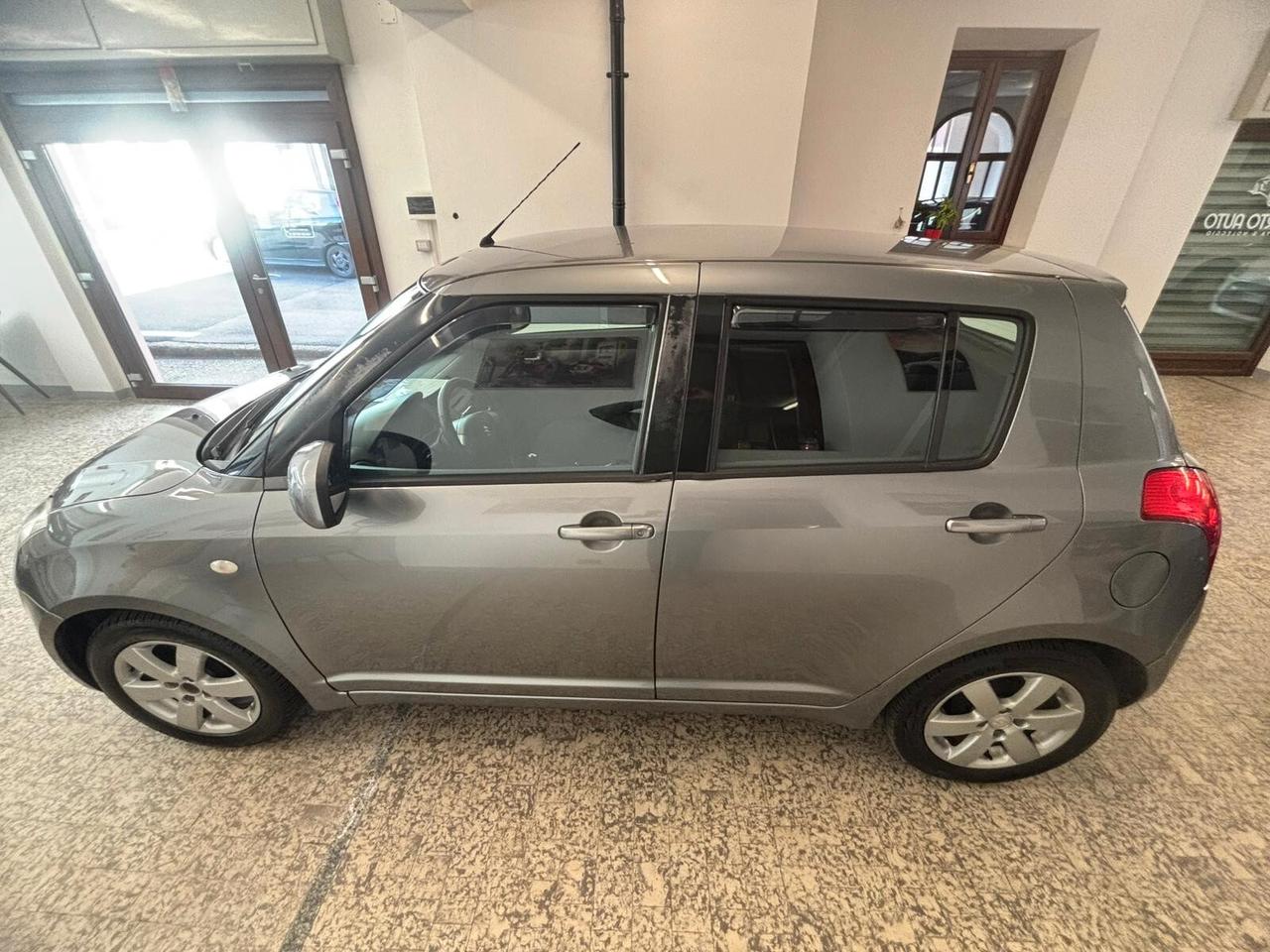 Suzuki Swift 1.3 5p. GL