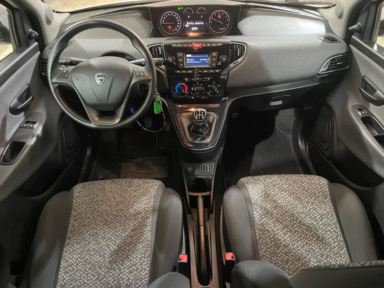 Lancia Ypsilon 1.2 69 CV 5 porte S&S Gold