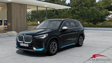 BMW iX1 xDrive30 xLine