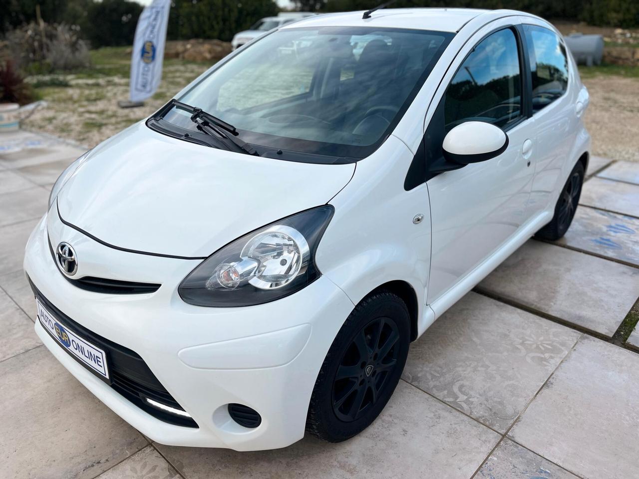 Toyota Aygo 1.0 12V VVT-i 5 porte Active Connect