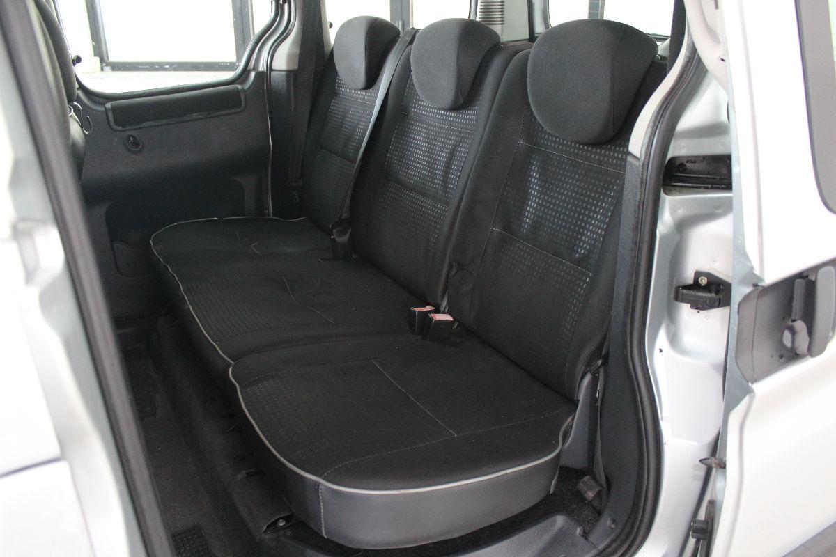 PEUGEOT RANCH 2,0 HDI XT N1