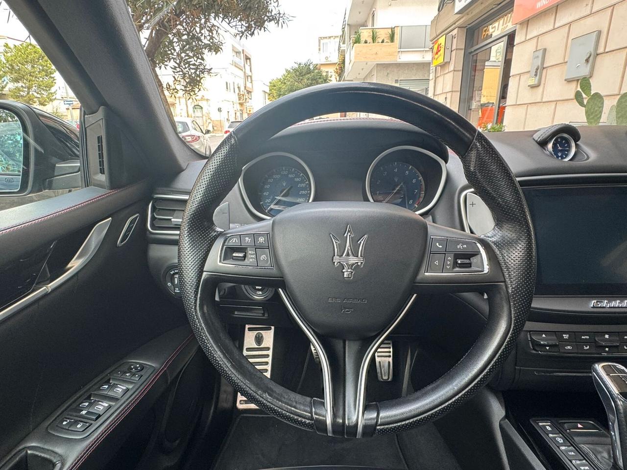 Maserati Ghibli V6 Gransport 350CV
