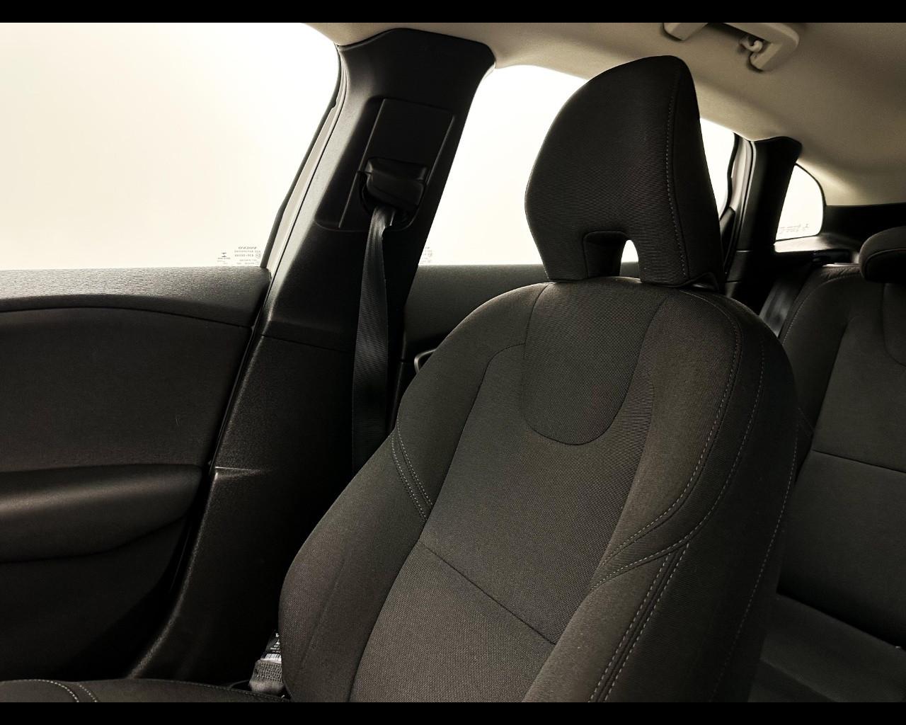 VOLVO V40 Cross Country D2 Business