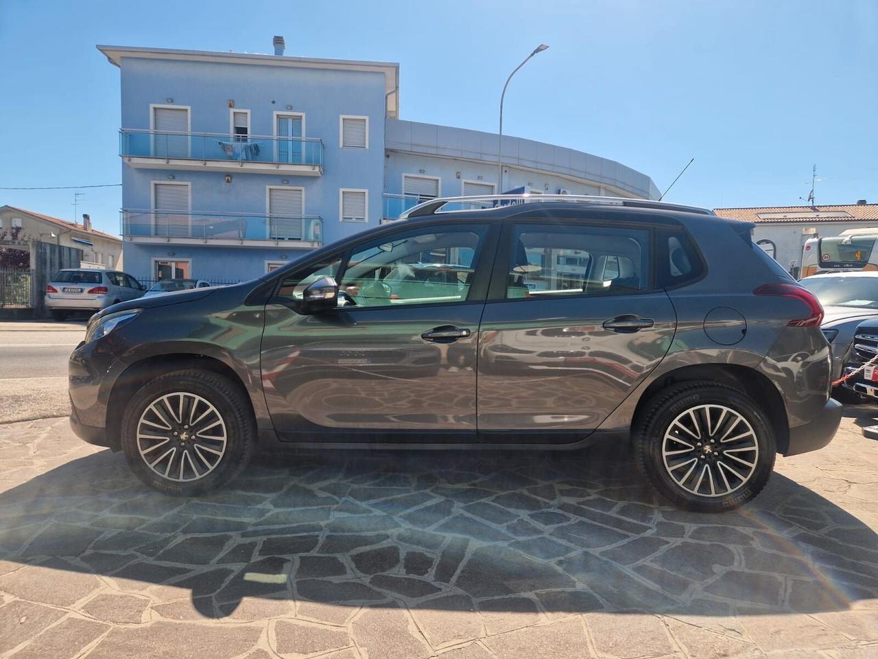 Peugeot 2008 PureTech 82 S&S Style