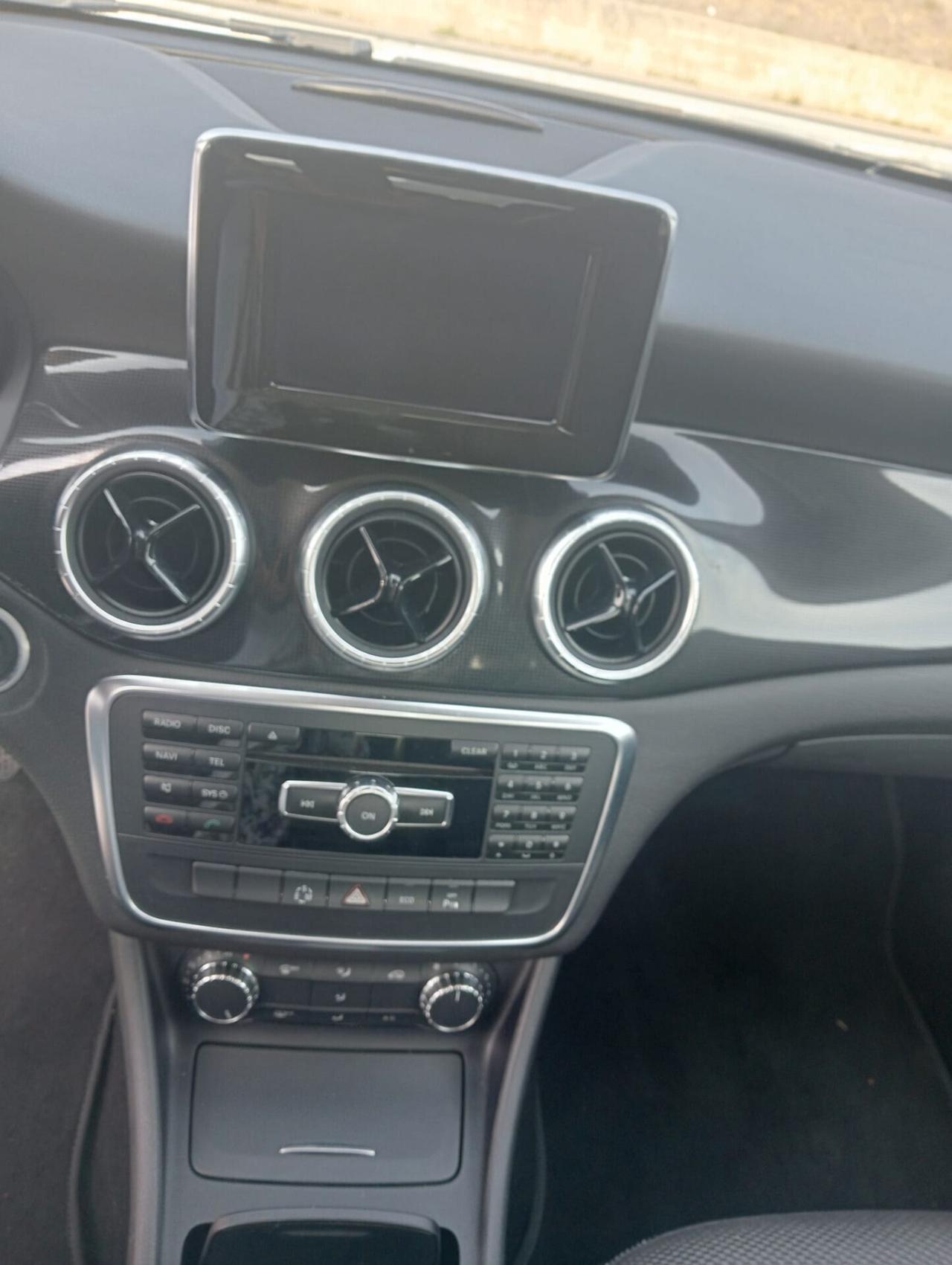 Mercedes-benz CLA 200 CLA 200 CDI Premium