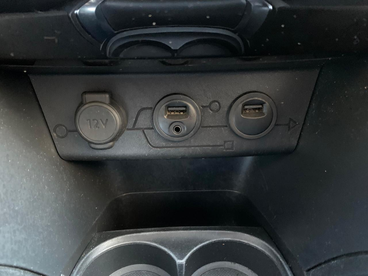 Peugeot 208 1.2 VTi 82 CV 3 porte Allure